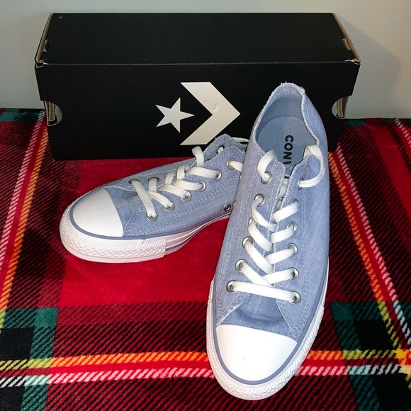 Converse Shoes - Converse Women’s 7.5